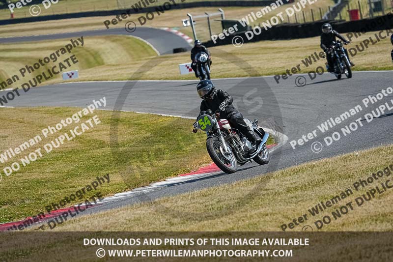 cadwell park;cadwell park photographs;cadwell trackday photographs;enduro digital images;event digital images;eventdigitalimages;peter wileman photography;racing digital images;trackday digital images;trackday photos
